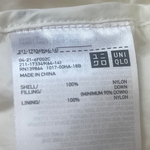 Uniqlo White Ultra Light Down Vest sz XL - Picture 6 of 6